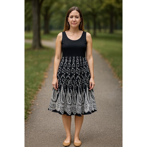 Seven Islands Sleeveless Paisley‎ Border Dress Size M Black White Boho Midi - Picture 1 of 1